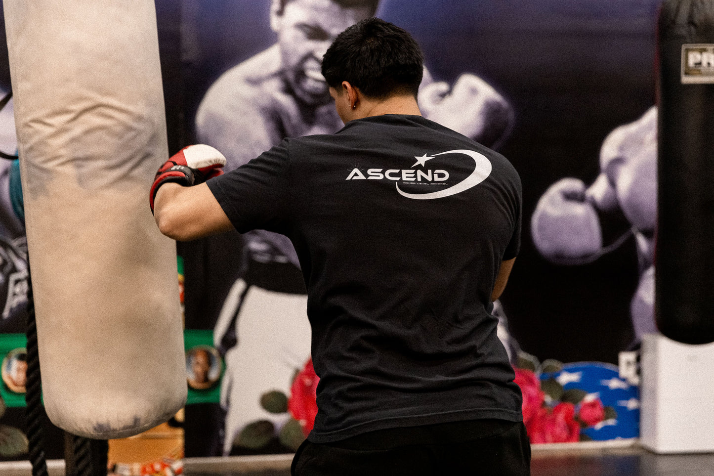 ASCEND LOGO TEE